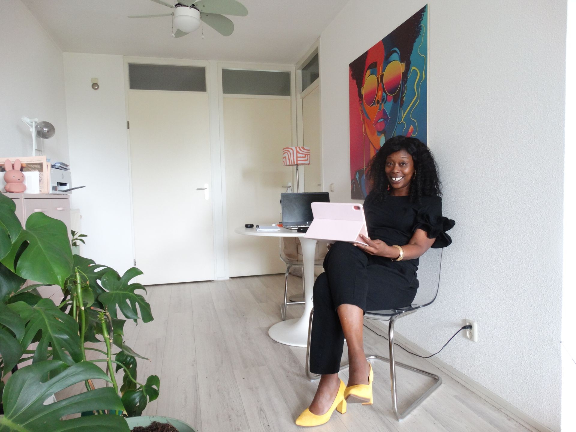 Ajoeba Cairo schrijft mee aan Lefwijf Inspires Ajoeba Cairo schrijft mee aan Lefwijf Inspires